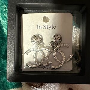 Chic Silver Textured Earrings